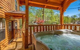 Permanent Vacation-Private Honeymoon Cabin With Hot Tub